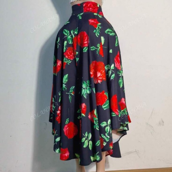 Chic Handmade Black Floral Midi Skirt - Picture 5 of 5